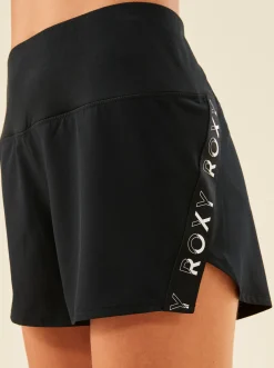 Bold Moves - Funktionelle Shorts Fur Frauen><noscript><img width=