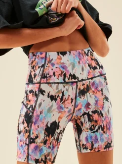 Heart Into It - Funktionelle Shorts Fur Frauen><noscript><img width=