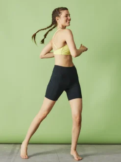 Heart Into It - Funktionelle Shorts Fur Frauen><noscript><img width=